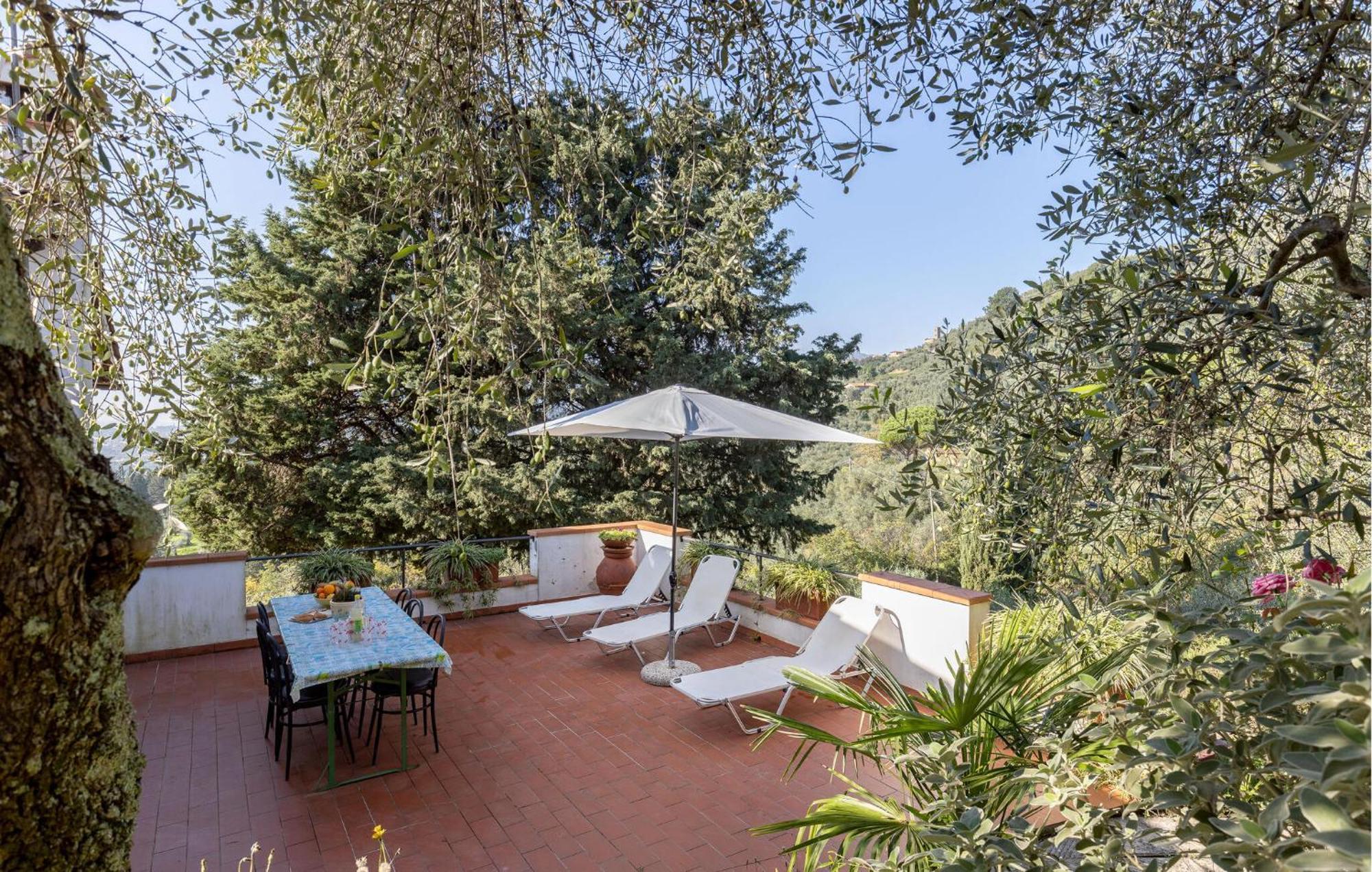 Beautiful Home In Uzzano Pt With Kitchen Kültér fotó