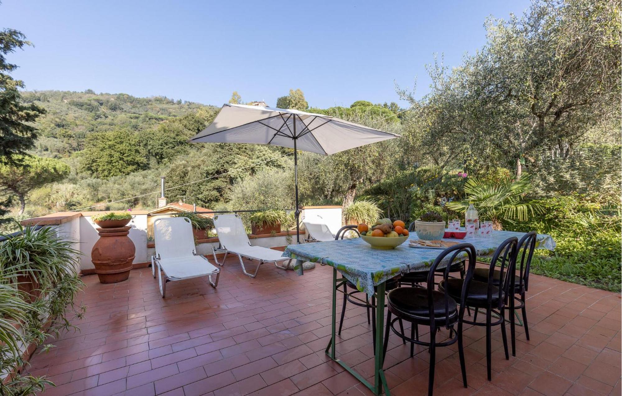Beautiful Home In Uzzano Pt With Kitchen Kültér fotó